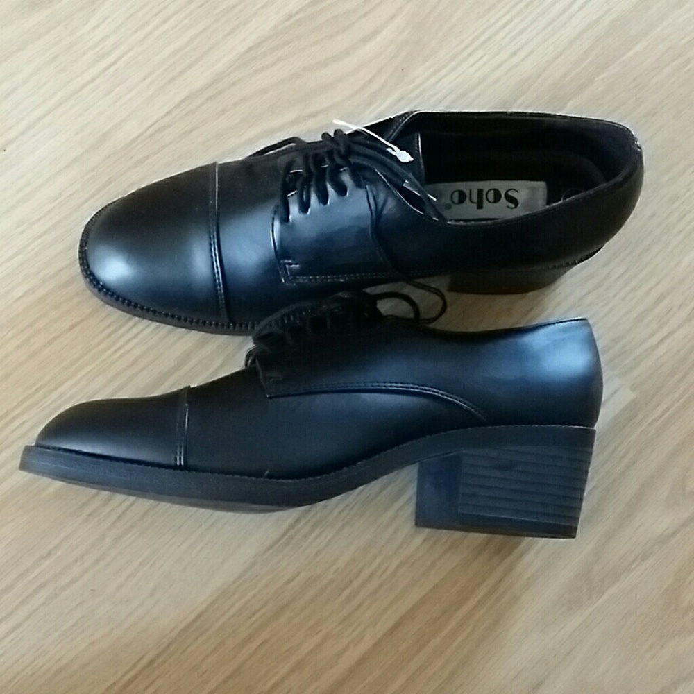 COPY - Soho boot shoe size 7 heel 2"